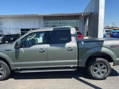 Used 2020 Ford F150 XLT w/ Equipment Group 302A Luxury image 3