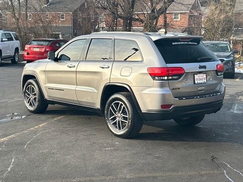 Used 2019 Jeep Grand Cherokee Limited image 5