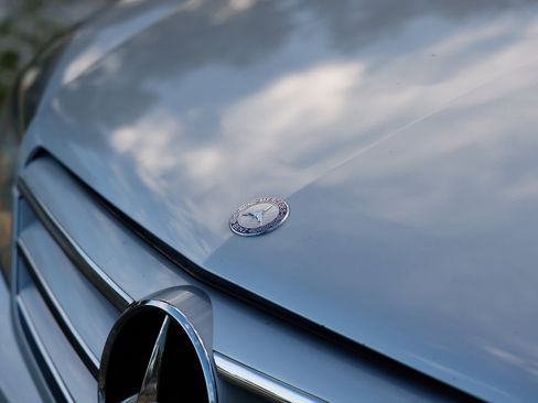 Used 2010 Mercedes-Benz C 300 Sedan image 33