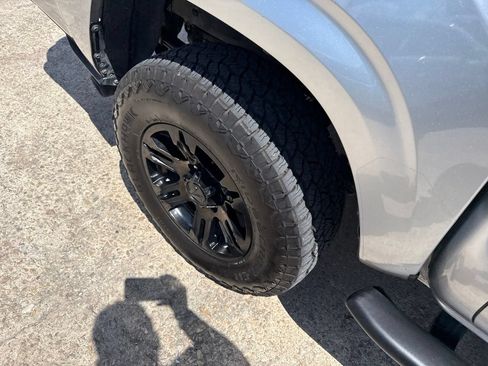 Used 2022 Toyota Tacoma SR w/ SR Convenience Package RWD image 12
