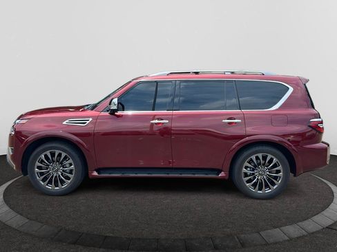 Used 2024 Nissan Armada Platinum w/ Captain's Chairs Package RWD image 2