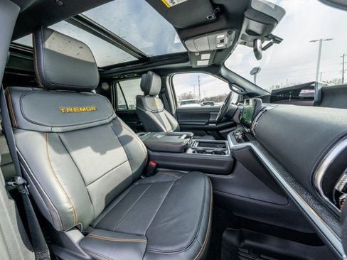 New 2026 Ford Expedition Tremor image 65