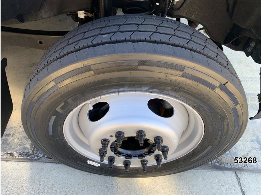 Used 2018 Ford F550 2WD Crew Cab Super Duty image 18
