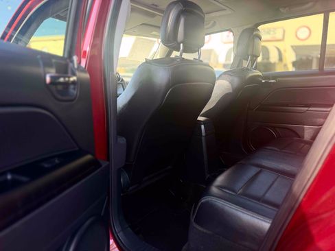 Used 2016 Jeep Patriot High Altitude FWD image 18