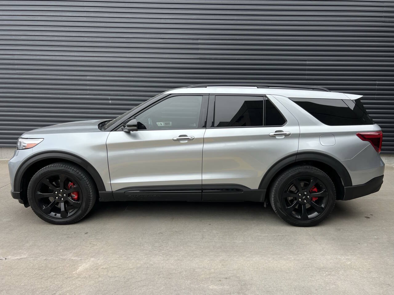 Used 2023 Ford Explorer ST w/ Equipment Group 401A AWD/4WD image 9