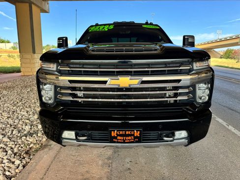 Used 2020 Chevrolet Silverado 3500 High Country w/ Technology Package AWD/4WD image 8
