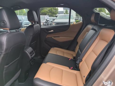 Certified 2019 Chevrolet Equinox Premier FWD image 16