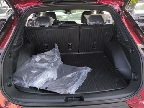 New 2026 Chevrolet Equinox EV LT image 25