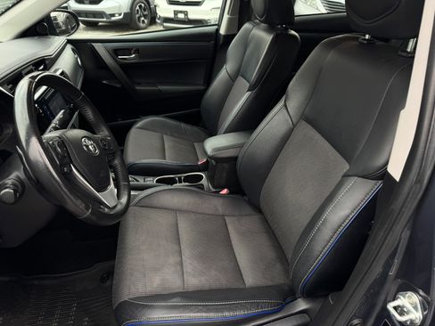 Used 2018 Toyota Corolla SE image 10