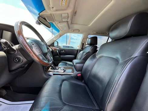 Used 2017 INFINITI QX80 4WD w/ Driver Assistance Package image 23