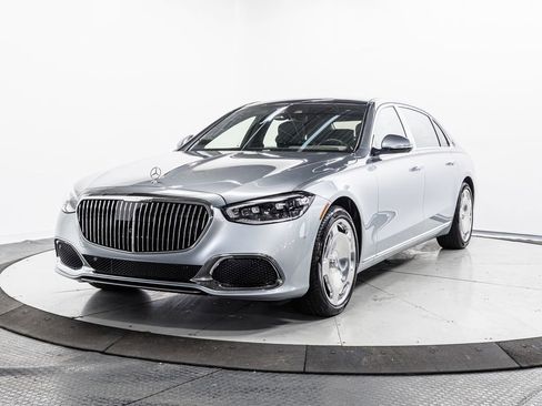 Certified 2024 Mercedes-Benz Maybach S 580 4MATIC image 3