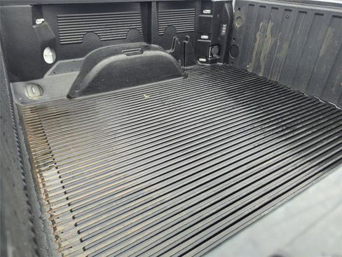 Used 2023 Chevrolet Silverado 1500 Custom image 11