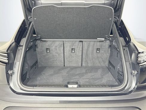 Certified 2024 Porsche Macan 4 Electric AWD/4WD image 30
