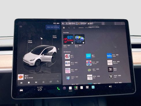Used 2024 Tesla Model Y Long Range RWD image 34