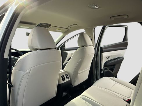 New 2026 Hyundai Tucson SEL image 6