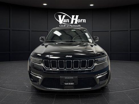 Used 2024 Jeep Grand Cherokee Limited image 12