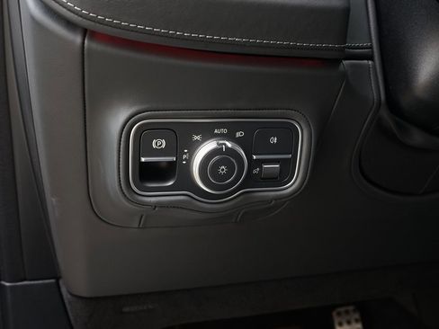 Used 2026 Mercedes-Benz G 63 AMG 4MATIC image 31