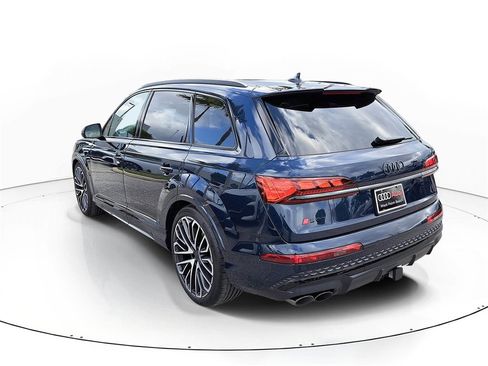 New 2026 Audi SQ7 Prestige image 3