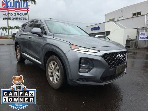 Used 2019 Hyundai Santa Fe SE image 1