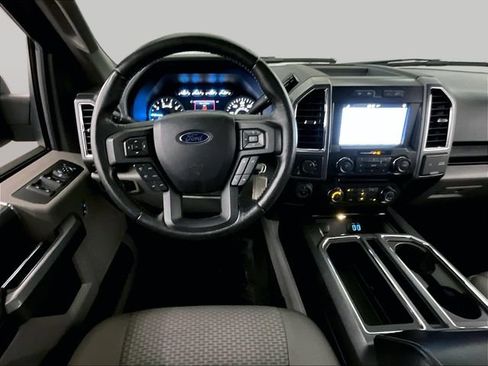 Used 2016 Ford F150 XLT w/ Equipment Group 302A Luxury AWD/4WD image 5