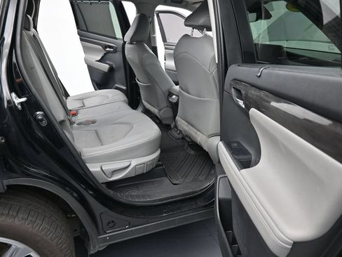 Used 2020 Toyota Highlander Limited AWD/4WD image 25