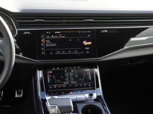 Used 2025 Audi SQ7 Prestige AWD/4WD image 15