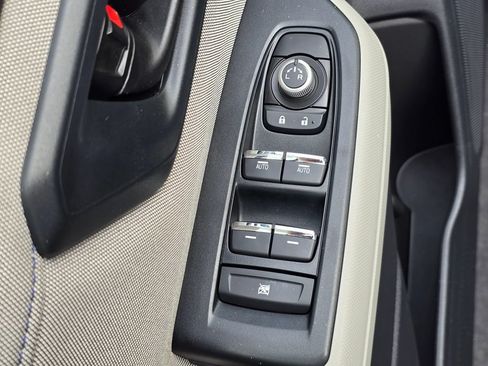 Certified 2025 Subaru Forester Premium AWD/4WD image 15