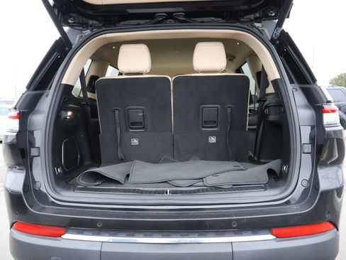 Used 2021 Jeep Grand Cherokee L Limited image 19