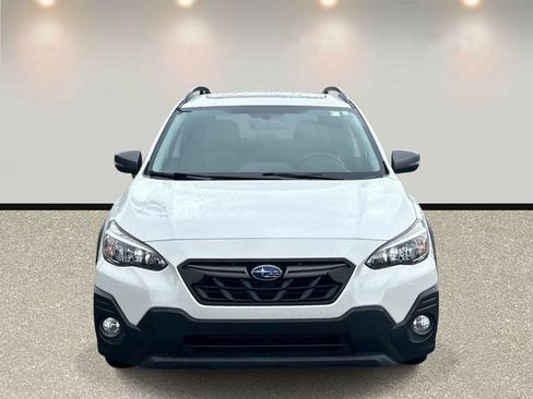 Used 2021 Subaru Crosstrek 2.5i Sport w/ Moonroof Package AWD/4WD image 2