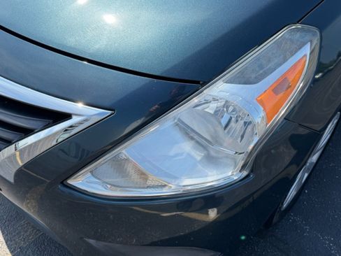 Used 2017 Nissan Versa S Plus FWD image 12