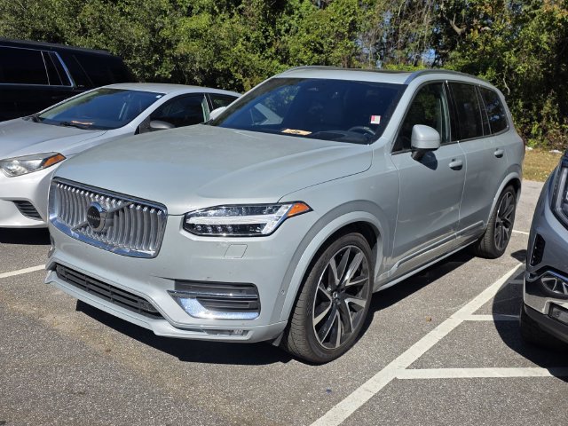 Used 2024 Volvo XC90 B6 Ultimate w/ Lounge Package AWD/4WD image 14
