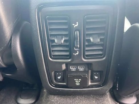 Used 2021 Dodge Durango R/T w/ Technology Group AWD/4WD image 7