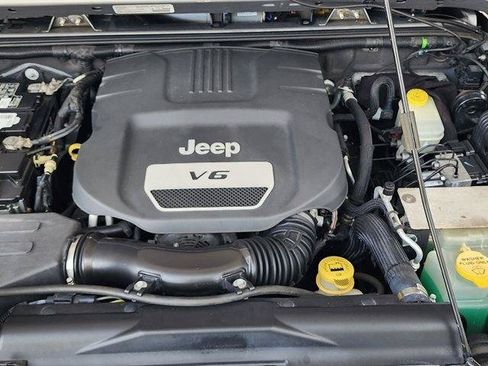 Used 2014 Jeep Wrangler Sport w/ Quick Order Package 24S AWD/4WD image 25