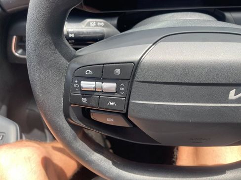 Used 2025 Kia K4 FWD image 15