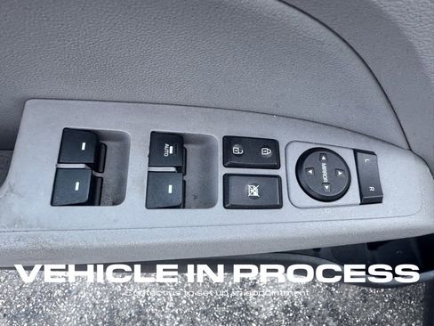 Used 2018 Hyundai Elantra Limited w/ Cargo Package image 12