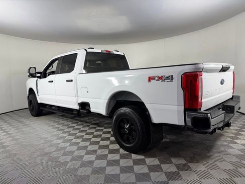 Used 2024 Ford F250 XL w/ XL Chrome Package image 10