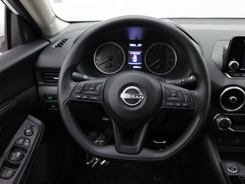 Used 2024 Nissan Sentra S FWD image 33