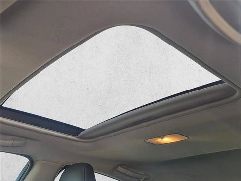 Used 2012 Lexus CT 200h Premium w/ Premium Audio Pkg FWD image 15