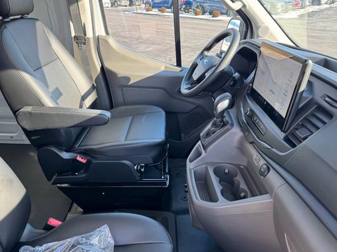 New 2026 Ford Transit 250 148 Medium Roof Extended AWD image 29