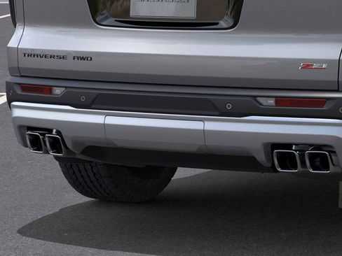 New 2026 Chevrolet Traverse Z71 w/ Driver Confidence Package image 14