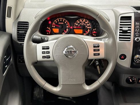 Used 2019 Nissan Frontier SV image 15