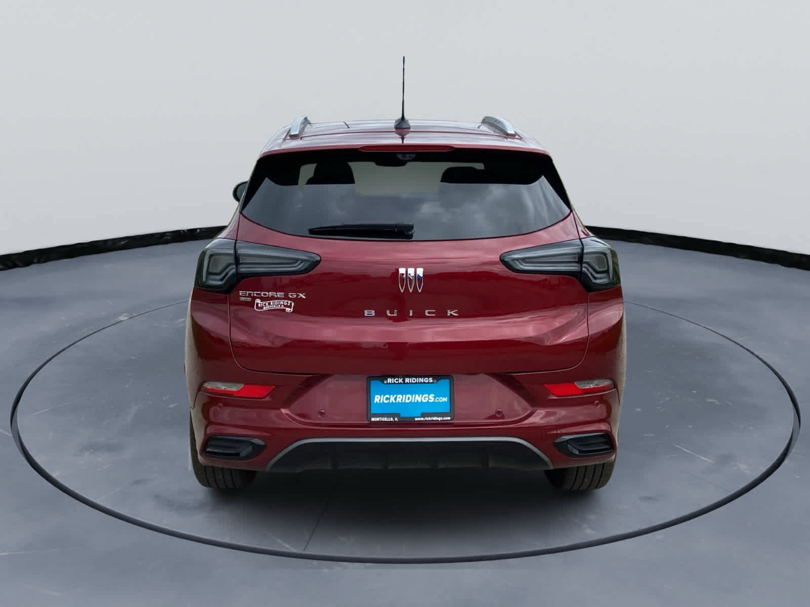 Used 2025 Buick Encore GX Avenir w/ Avenir Technology Package AWD/4WD image 5
