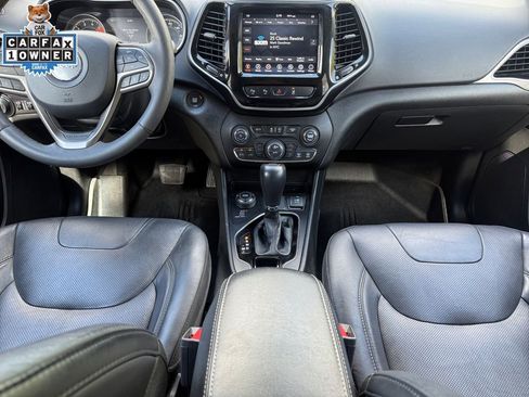 Used 2021 Jeep Cherokee Limited w/ Mopar Interior Package AWD/4WD image 10