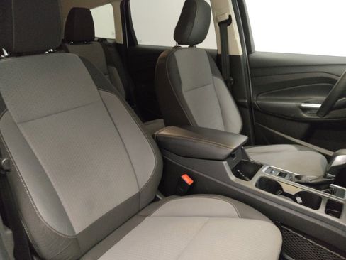 Used 2018 Ford Escape SE image 21