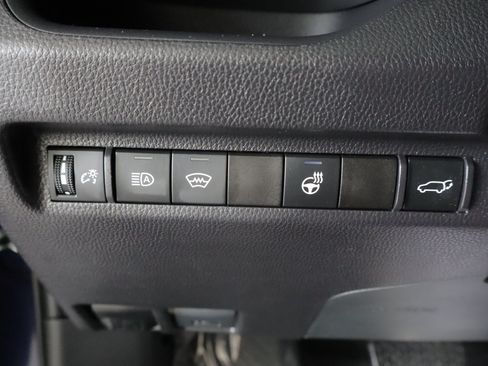Used 2025 Toyota RAV4 XLE w/ Convenience Package AWD/4WD image 19