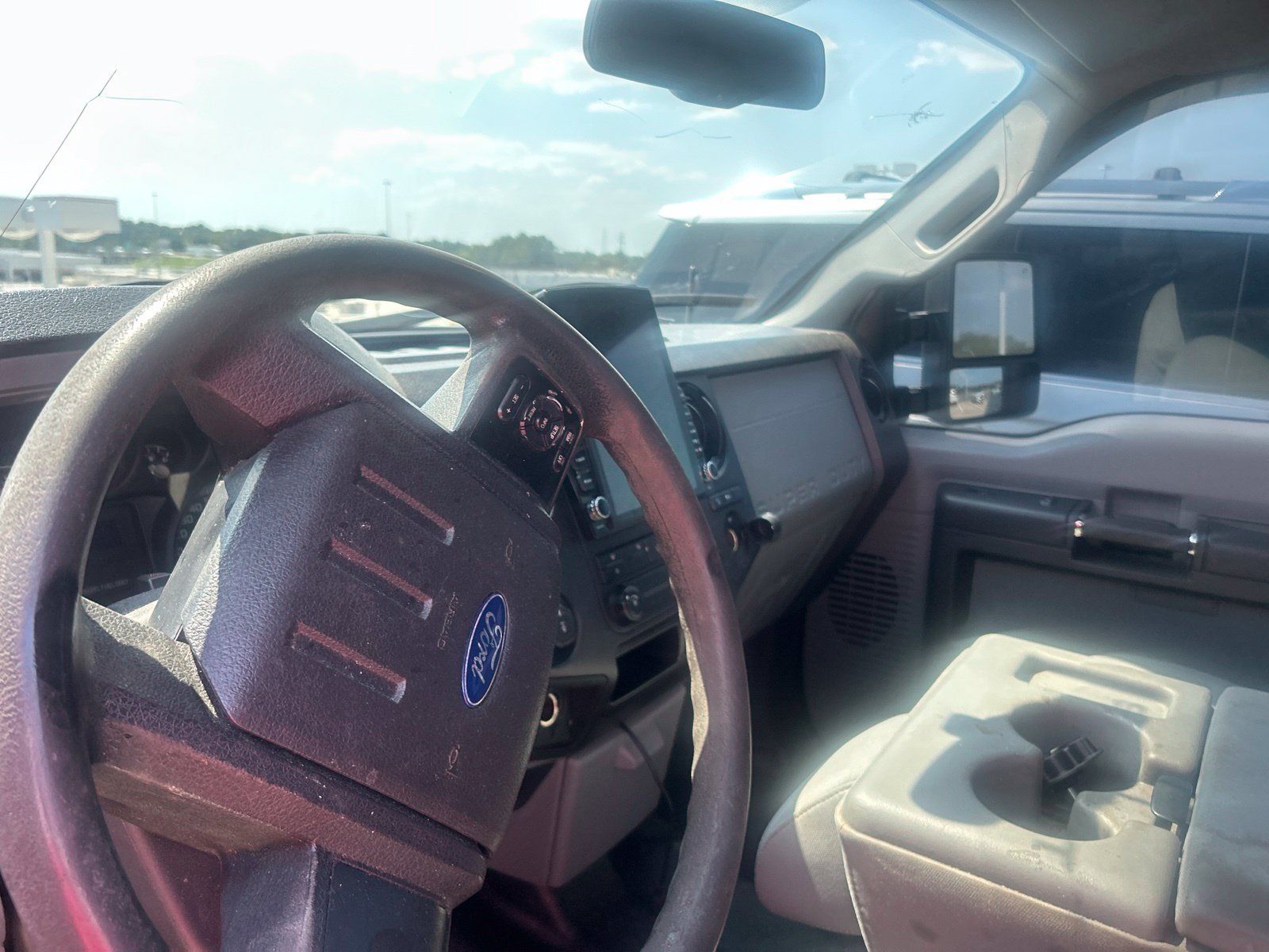 Used 2015 Ford F250 XL w/ Power Equipment Group AWD/4WD image 7