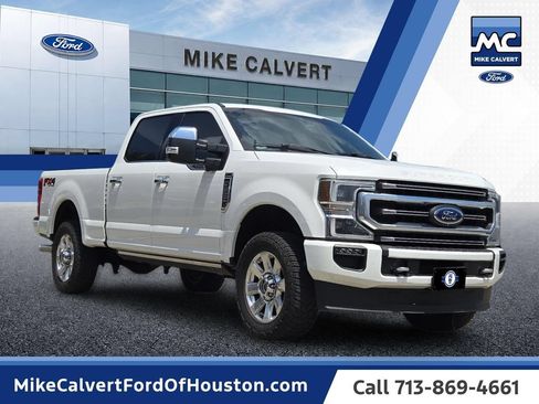 Used 2022 Ford F250 Platinum w/ FX4 Off-Road Package AWD/4WD image 7