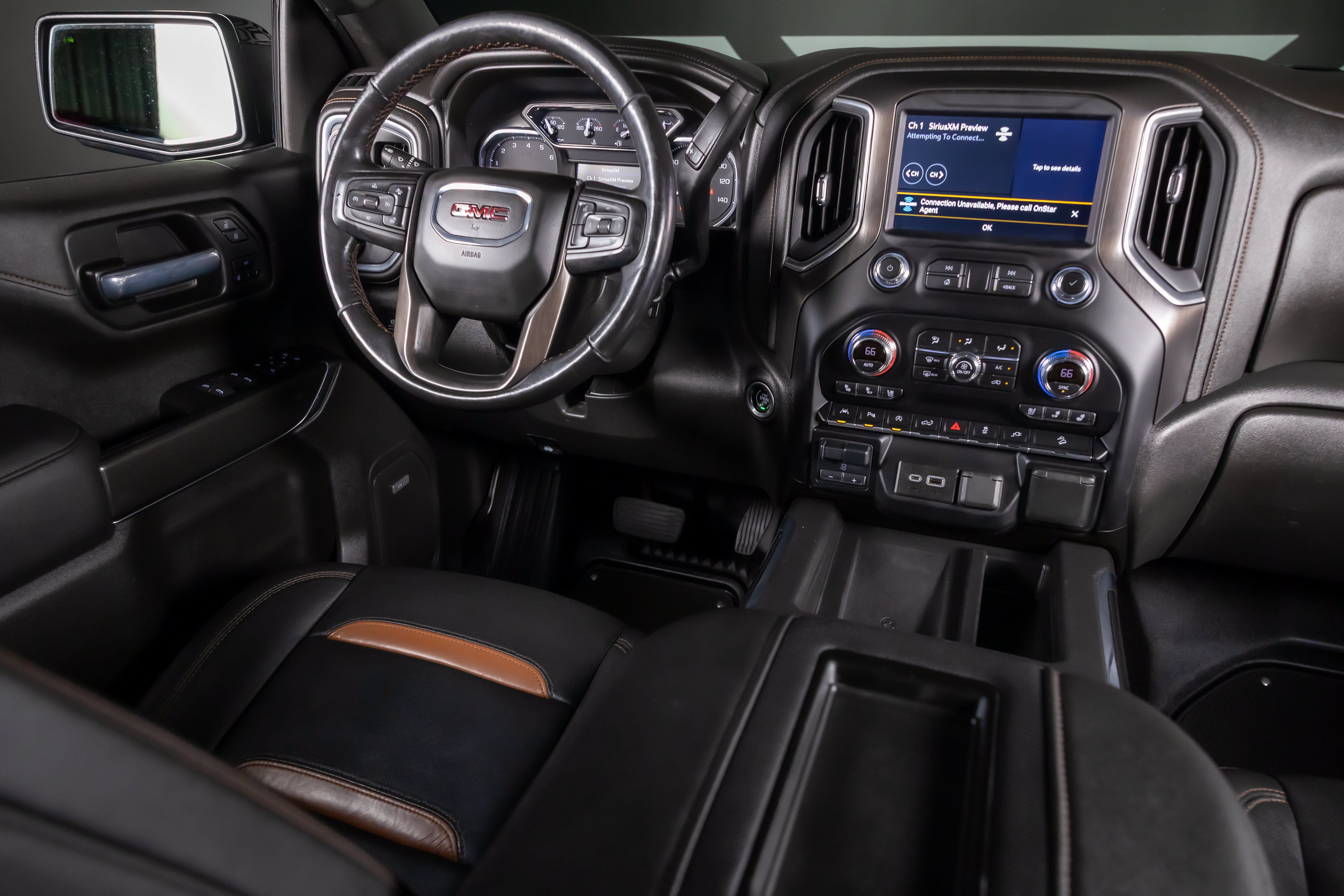 Used 2021 GMC Sierra 1500 AT4 w/ AT4 Premium Package AWD/4WD image 7