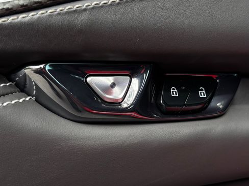 Used 2023 Chevrolet Corvette Z06 w/ Stealth Interior Trim Package image 50