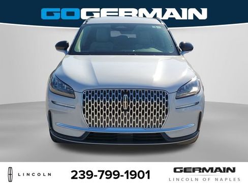 New 2026 Lincoln Corsair Premiere image 3